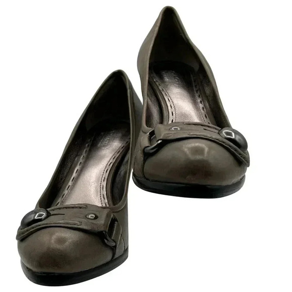 Coach Womens 7.5B Darlina Heels Buckle Button Coach Logo Bronze Leather Pumps - Picture 10 of 13